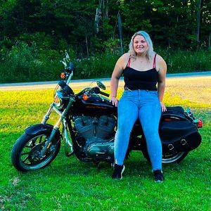 Meet your Posher, Ariel